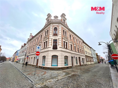 Pronájem bytu 3+1, 105 m² - 0