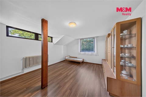 Prodej rodinného domu, 180 m² - 18