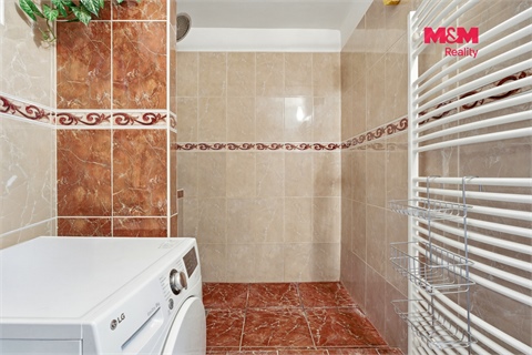 Prodej rodinného domu, 101 m² 14
