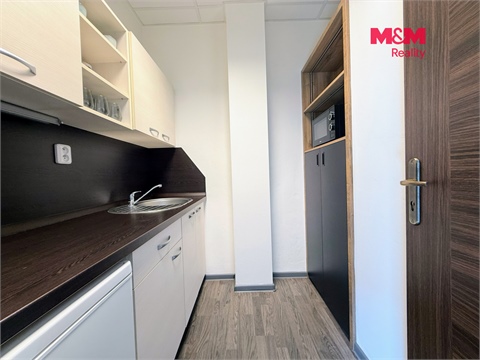 Pronájem kanceláře, 94 m² - 4