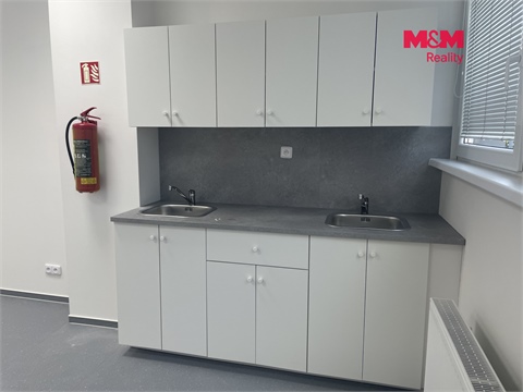 Pronájem obchodních prostor, 47 m² 2