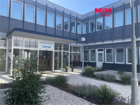 Pronájem obchodních prostor, 47 m² 0