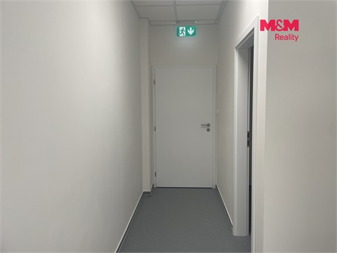 Pronájem obchodních prostor, 47 m² 4