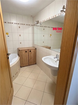 Pronájem bytu 4kk, 95 m² 0