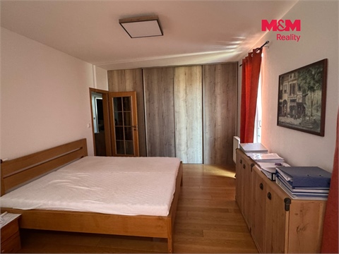 Pronájem bytu 4kk, 95 m² - 0
