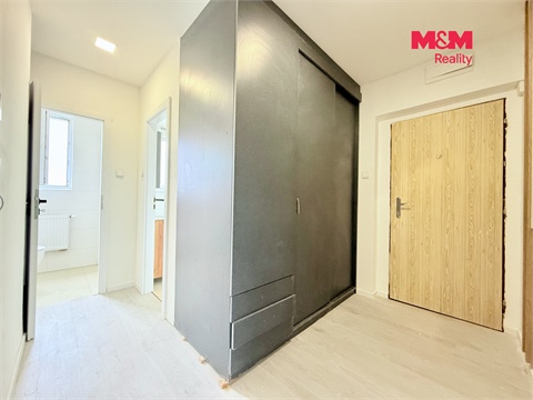 Pronájem bytu 1kk, 50 m² 14