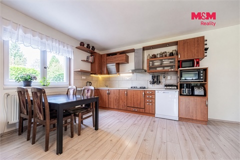 Prodej rodinného domu, 226 m² - 0