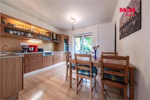 Prodej rodinného domu, 226 m² - 22