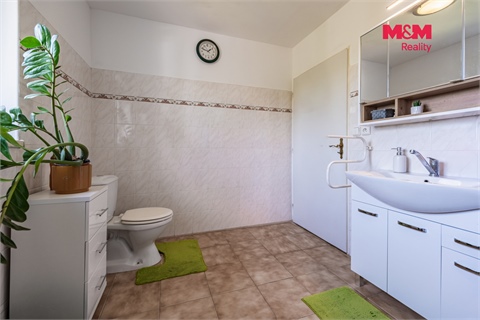 Prodej rodinného domu, 226 m² 18