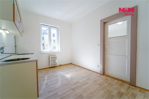 Pronájem bytu 1+1, 37 m² - 2