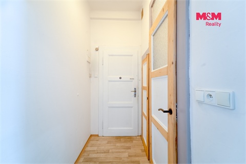 Pronájem bytu 1+1, 37 m² - 6