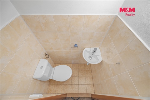 Prodej rodinného domu, 200 m² - 12