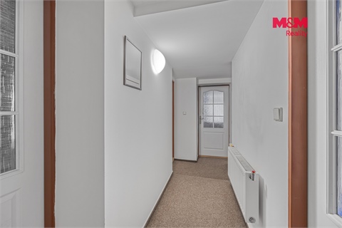 Prodej rodinného domu, 200 m² - 14