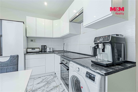 Prodej bytu 2+1, 57 m² 14