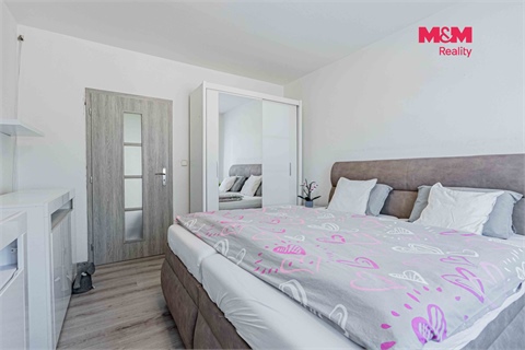 Prodej bytu 2+1, 57 m² 18