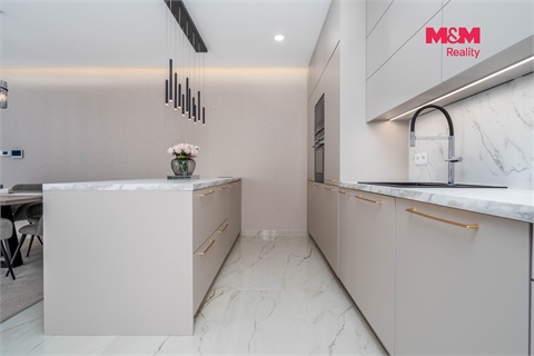 Prodej rodinného domu, 195 m² 18