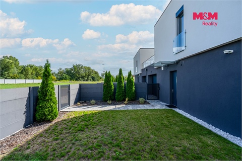 Prodej rodinného domu, 195 m² 2