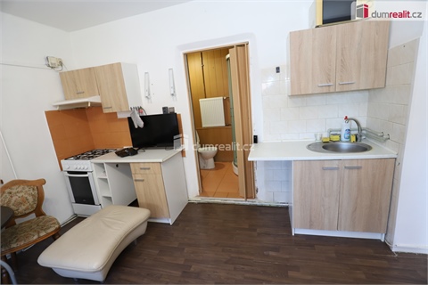 Prodej komerčního objektu, 330 m² - 18