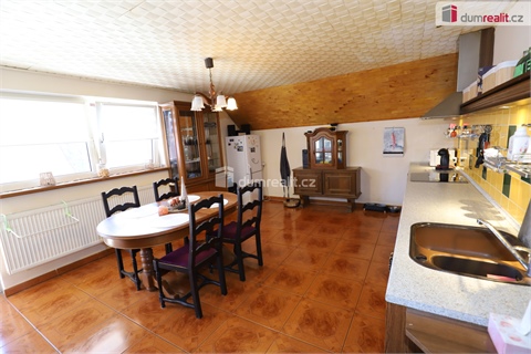Prodej rodinného domu, 330 m² 8