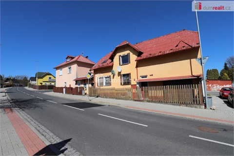 Prodej rodinného domu, 330 m² 0