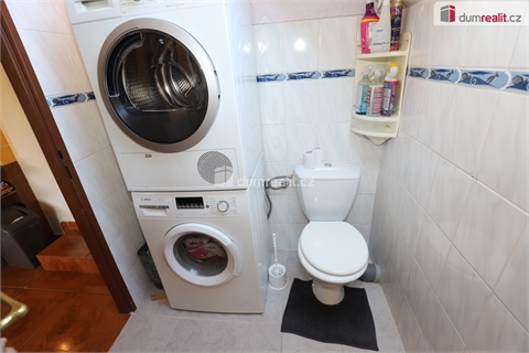 Prodej rodinného domu, 330 m² 14