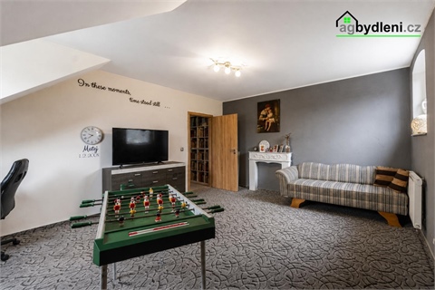 Prodej rodinného domu, 280 m² 4