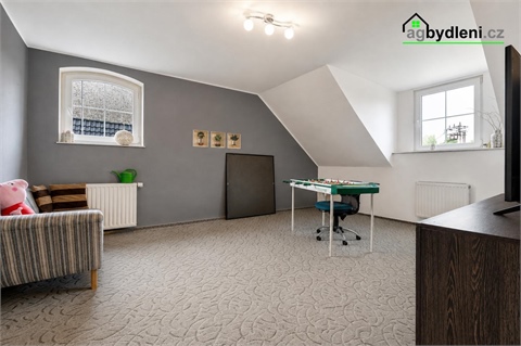 Prodej rodinného domu, 280 m² - 4