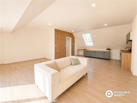 Prodej bytu 1kk, 51 m² - 4