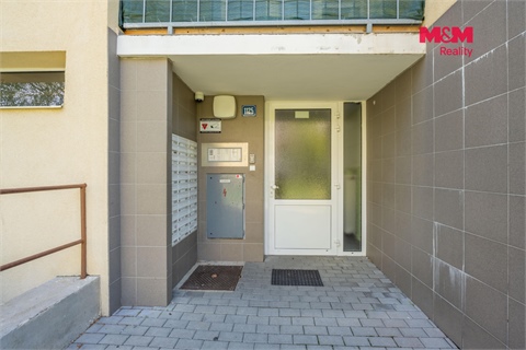Prodej bytu 4+1, 77 m² - 28