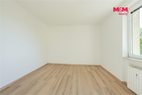 Prodej bytu 4+1, 77 m² 22