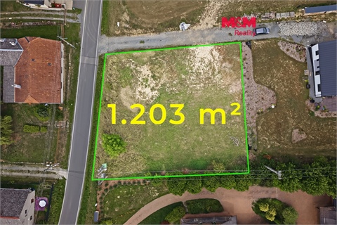 Prodej stavebního pozemku, 1 203 m² 0