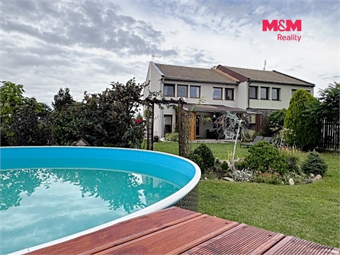 Prodej rodinného domu, 930 m² - 12