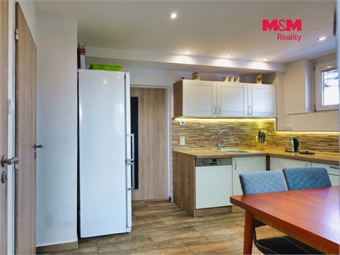 Prodej rodinného domu, 190 m² - 18