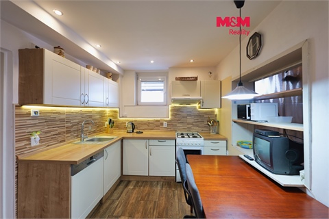 Prodej rodinného domu, 190 m² 0