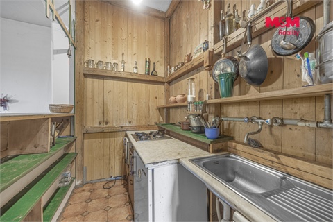 Prodej rodinného domu, 270 m² - 14