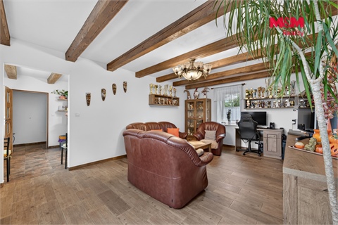 Prodej rodinného domu, 82 m² 2