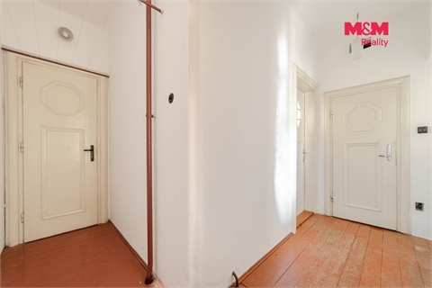 Prodej rodinného domu, 200 m² - 6