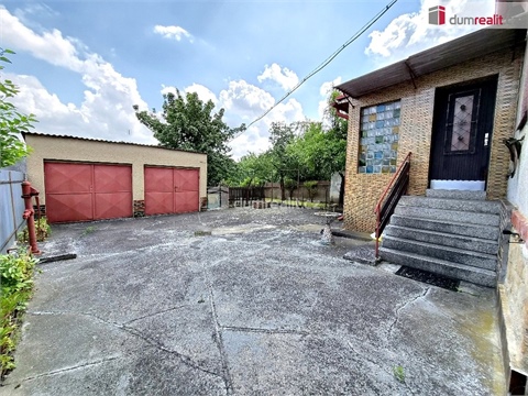 Prodej rodinného domu, 200 m² - 10