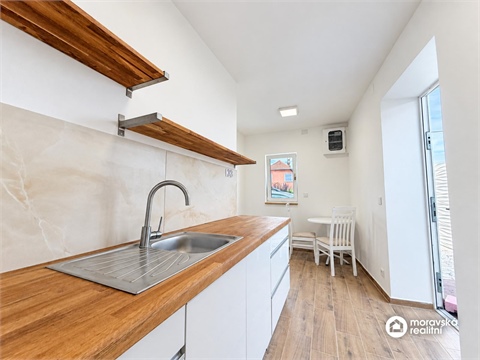 Pronájem kanceláře, 43 m² - 4