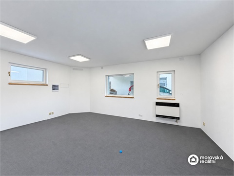 Pronájem kanceláře, 43 m² - 0