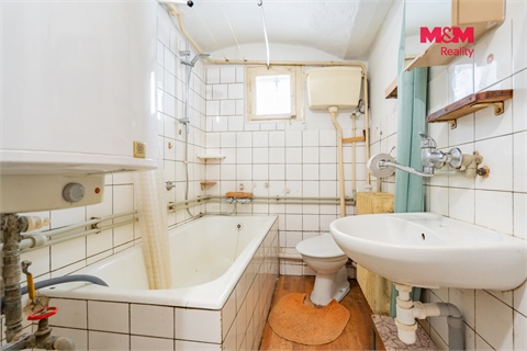 Prodej rodinného domu, 185 m² - 10