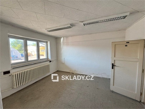 Pronájem skladu / haly, 540 m² - 2