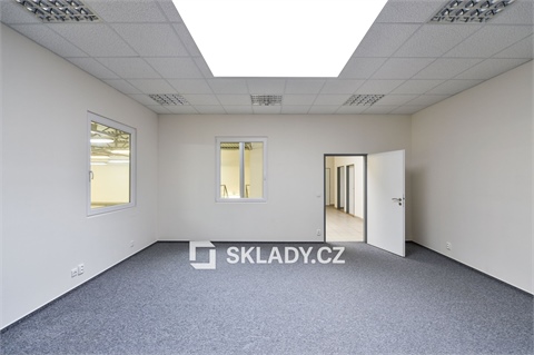 Pronájem skladu / haly, 1 395 m² 4