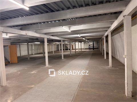 Pronájem skladu / haly, 1 529 m² - 0