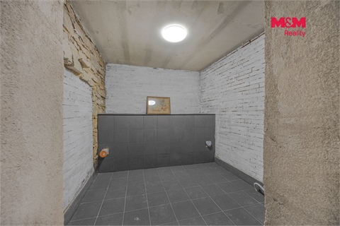 Prodej komerčního objektu, 110 m² 12