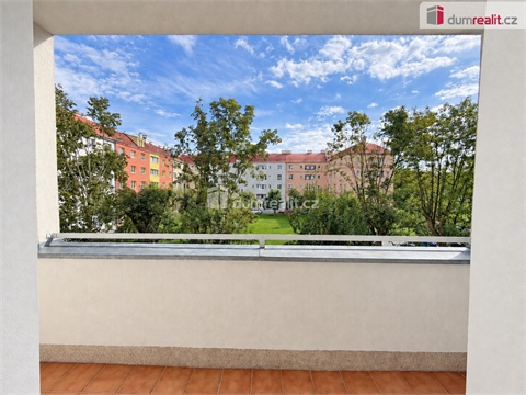 Pronájem bytu 3+1, 100 m² 12