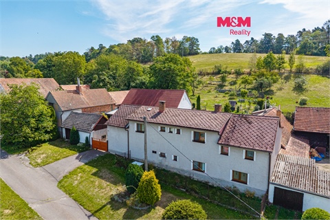 Prodej rodinného domu, 235 m² 0