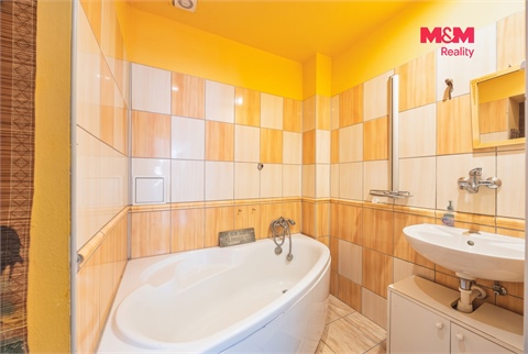 Prodej komerčního objektu, 336 m² 6