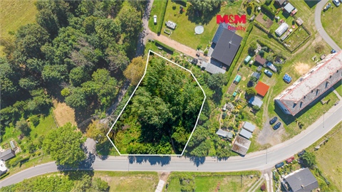 Prodej stavebního pozemku, 2 103 m² 0