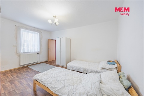 Prodej rodinného domu, 200 m² - 6